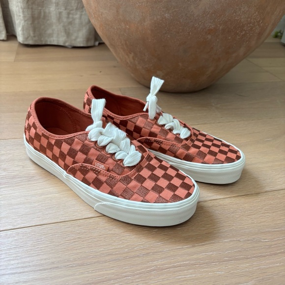 Vans Checkered Sneakers in orange/Red and White - Picture 2 of 6